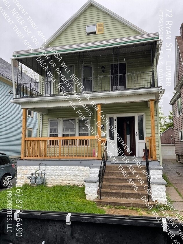Primary Photo - 72 Ryan St