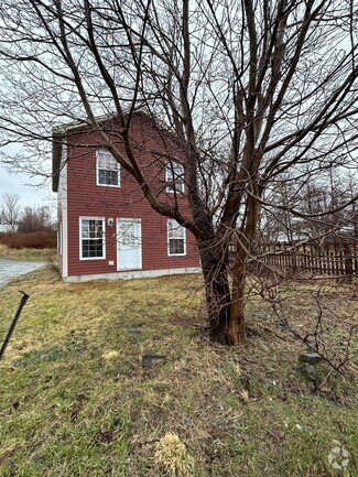 Building Photo - 16 Concord Dr