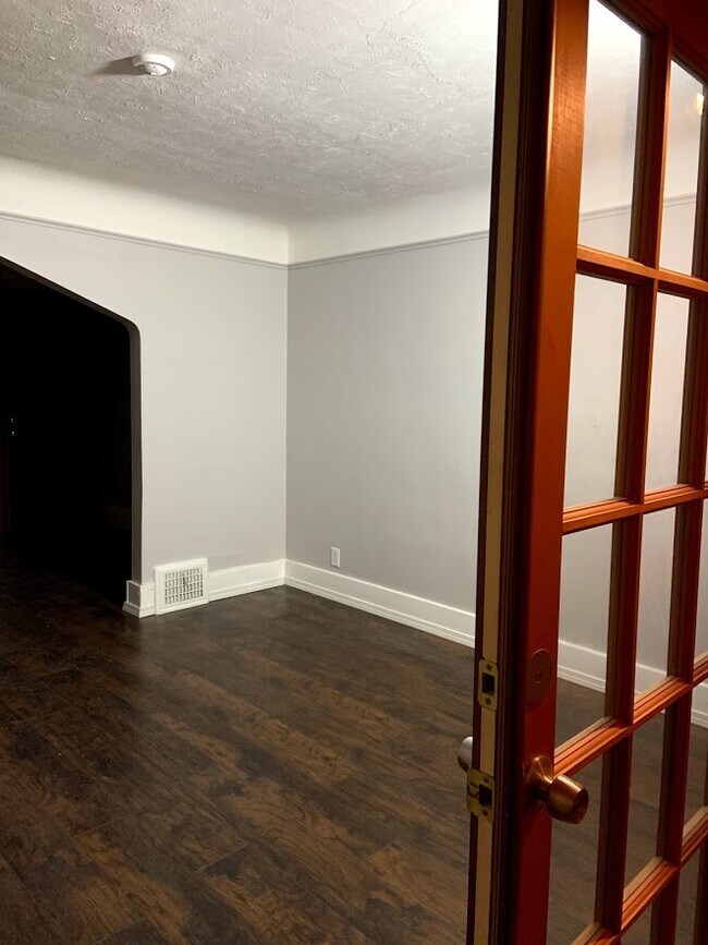 Foto del edificio - 4331 5th St
