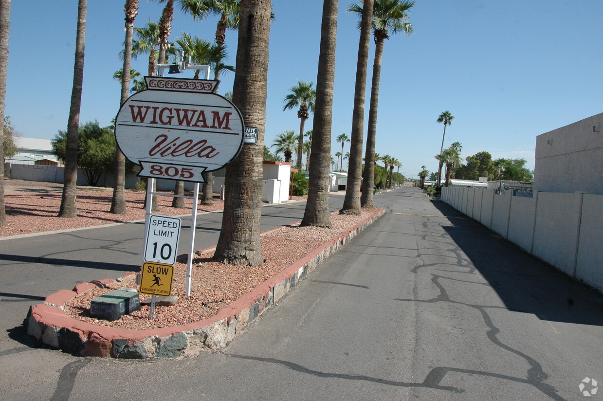 Primary Photo - Estrella Villa/wigwam Villa Mhps