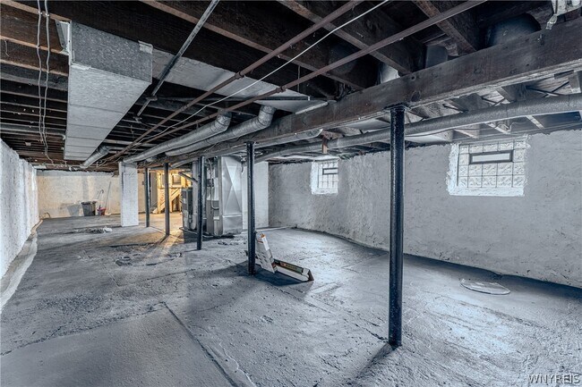 Foto del edificio - 212 Lockwood Ave