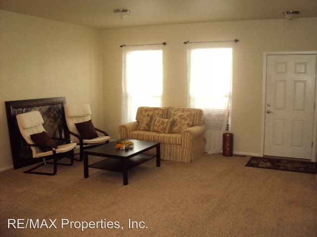 Building Photo - 4816 Condor Creek Pt