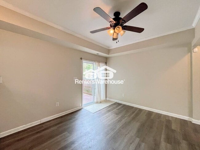 Building Photo - 1013 Mapole Ave