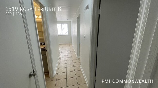 Foto del edificio - 1519 Rosa Terrace