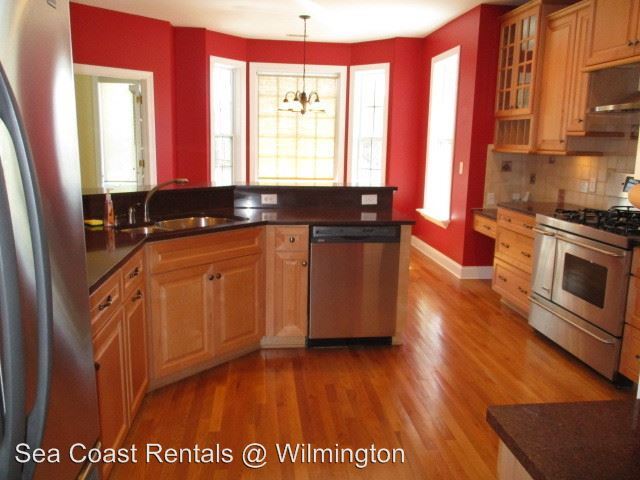 Building Photo - 4 br, 3.5 bath House - 3110 Redfield Drive