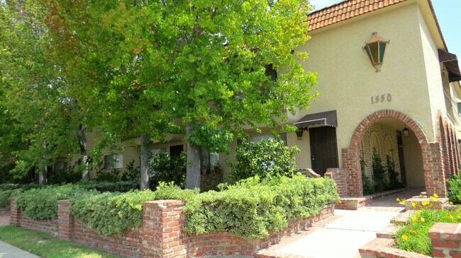 Building Photo - 1550 S Centinela Ave
