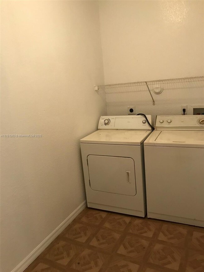 Foto del edificio - 2508 Belmont Ln