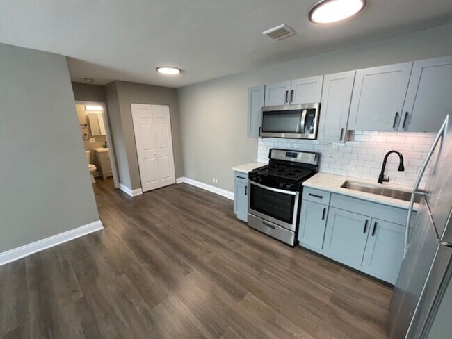 Building Photo - 21 N Dryden Pl