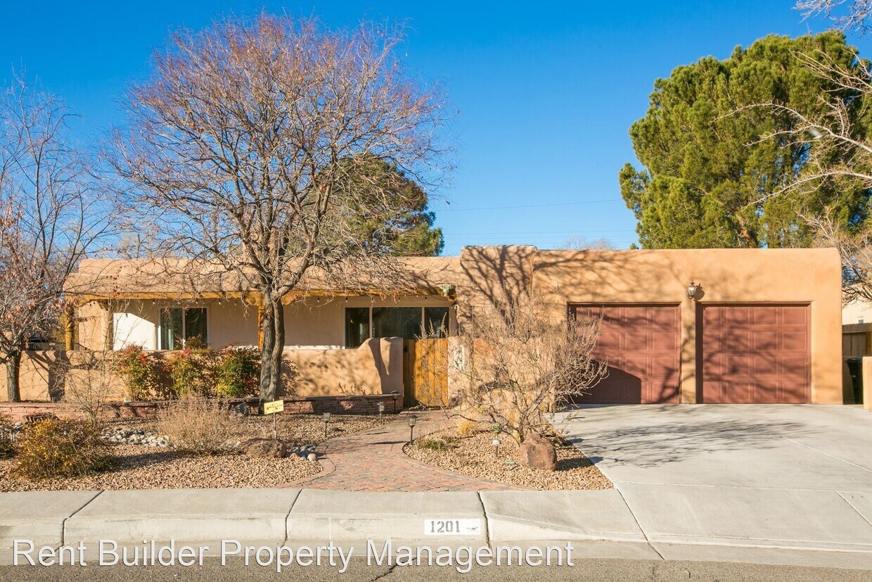 1201 Calle Del Ranchero NE, Albuquerque, NM 87106 House for Rent in