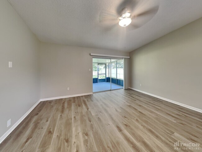 Foto del edificio - 1507 Crossridge Dr