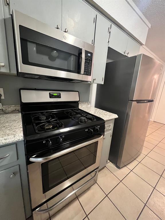 Foto del edificio - 5206 Peppertree Pkwy