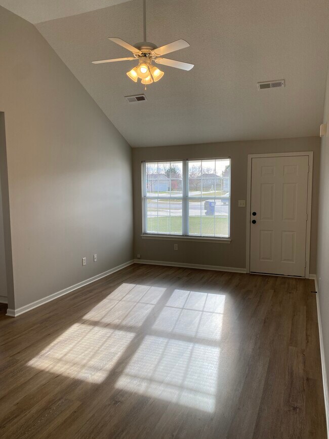 Foto del edificio - 220 SW Chartwell Cir