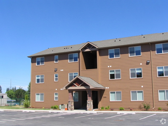 Foto del edificio - Twin Pines Apartments