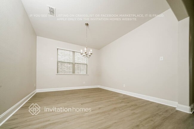 Building Photo - 1604 Ranch Trail Rd