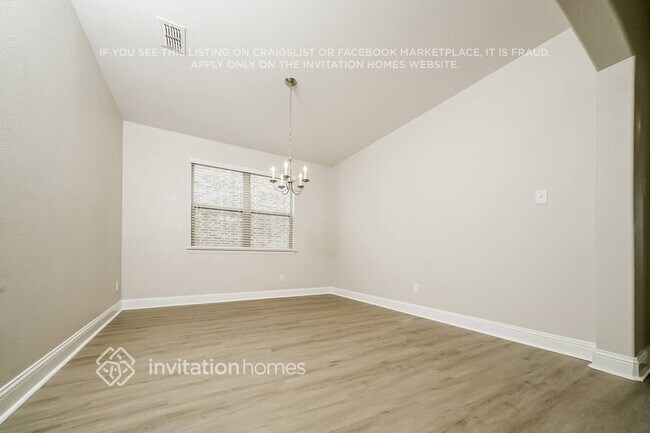 Foto del edificio - 1604 Ranch Trail Rd