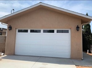 Building Photo - 1489 Naranca Ave
