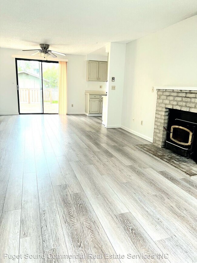 Building Photo - 3 br, 2 bath House - 2509 54th Ave NE
