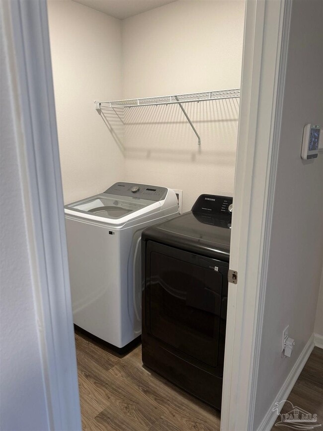 Foto del edificio - 9644 Angel Oak Dr