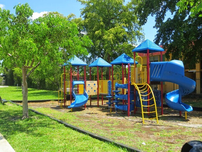 Foto del edificio - 3532 NW 29th Ct