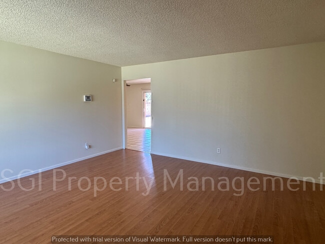 Building Photo - 3817 W Frier Dr