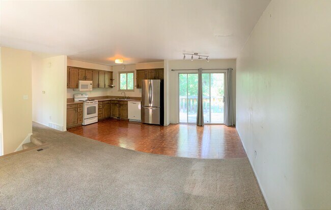 Foto del edificio - 104 East St