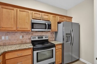 Building Photo - 12296 Coconut Grove Ct