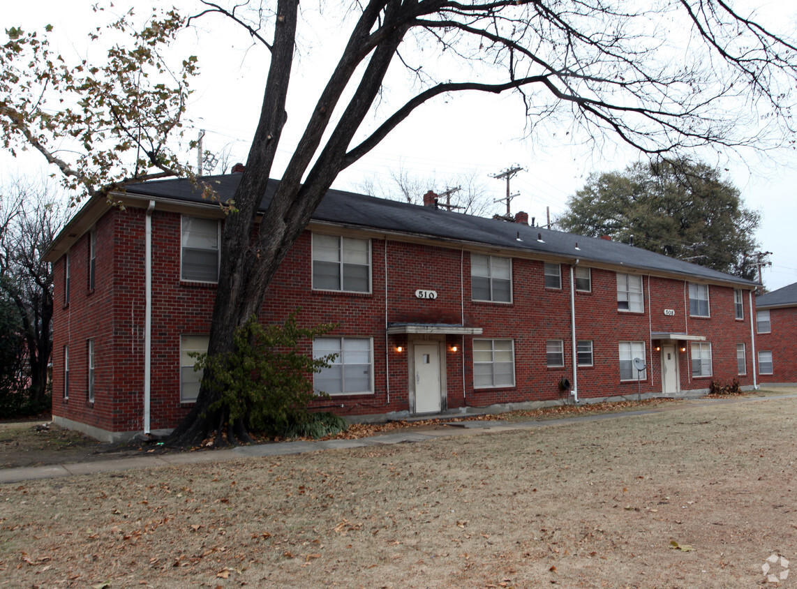 Building Photo - Macon Homes Apartments