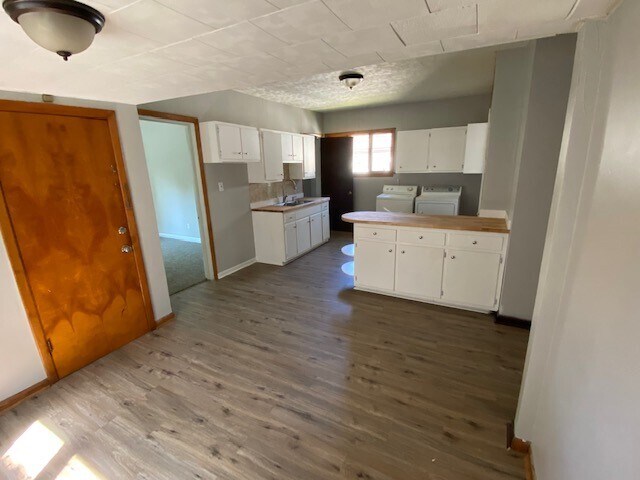 Kitchen - 600 Niagara St