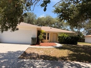 Building Photo - 2395 Pinehurst St