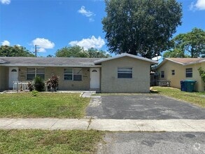Building Photo - 5411 NW 16th Ct