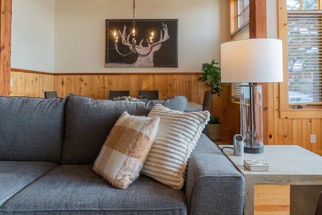 Foto del edificio - 215 Double Eagle Dr