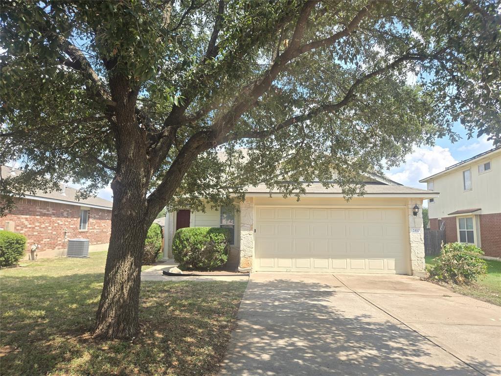 Foto principal - 2410 Charlie Harley Dr