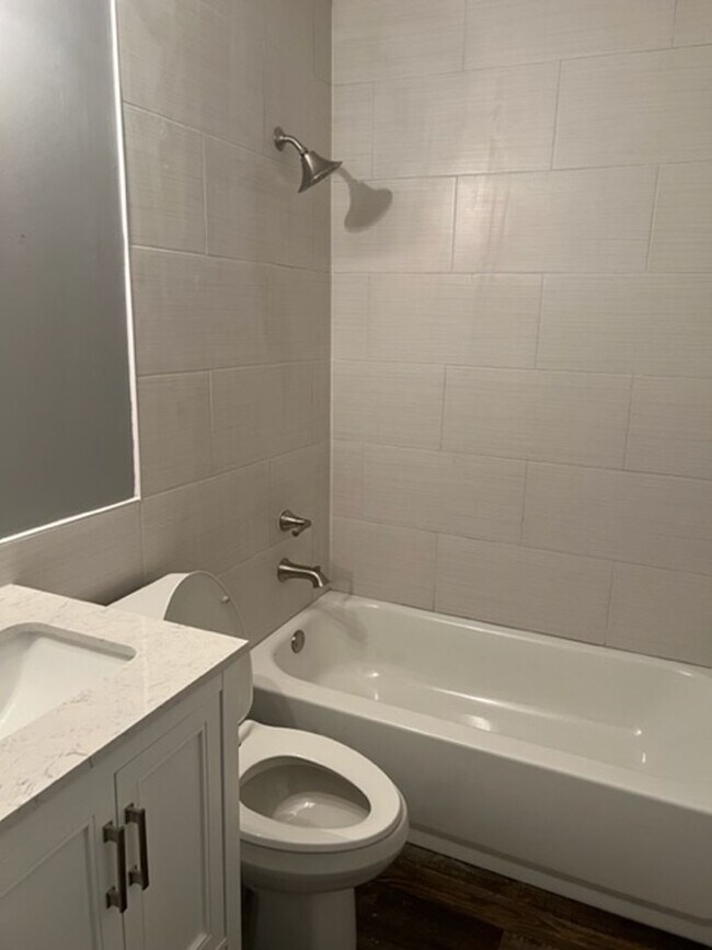 Foto del edificio - 1450 E Morlee Dr