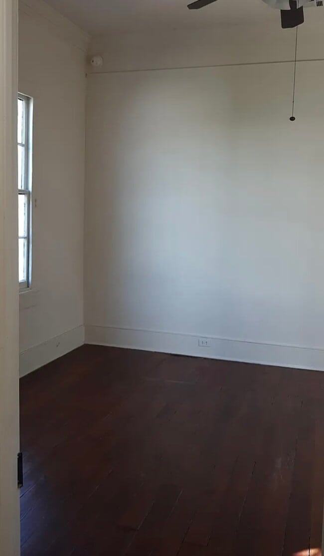 Foto del edificio - 1135 Philip St