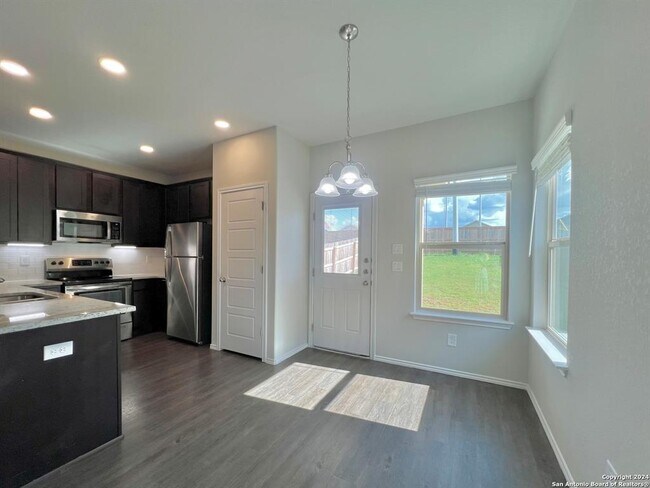 Building Photo - 9106 Canyon Bnd