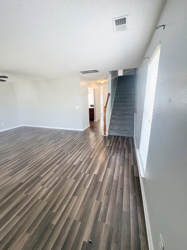 Building Photo - 159 Savannah Hills Dr