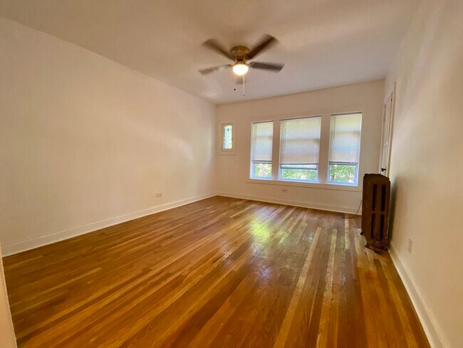 Foto del edificio - 5465 S Ellis Ave