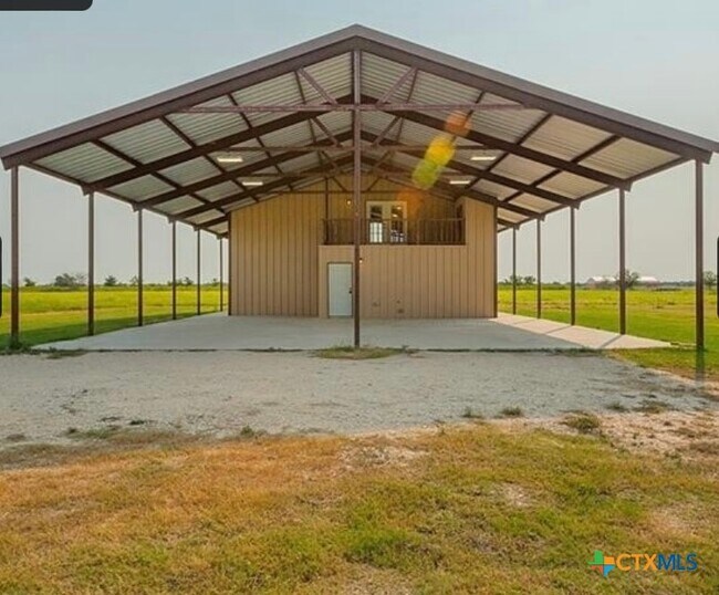 Foto del edificio - 3400 Cordova Rd