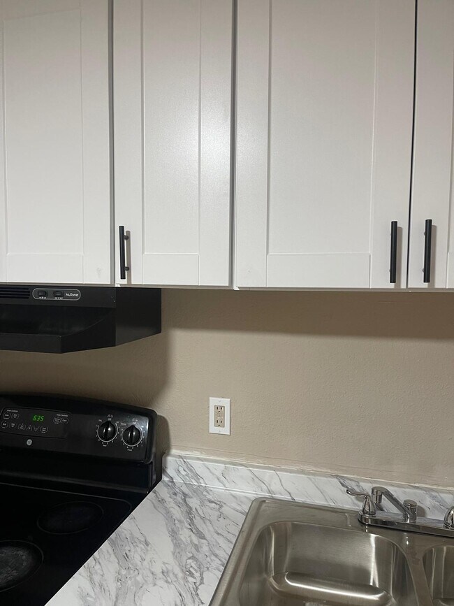 Foto del edificio - 2909 E 25th Ave