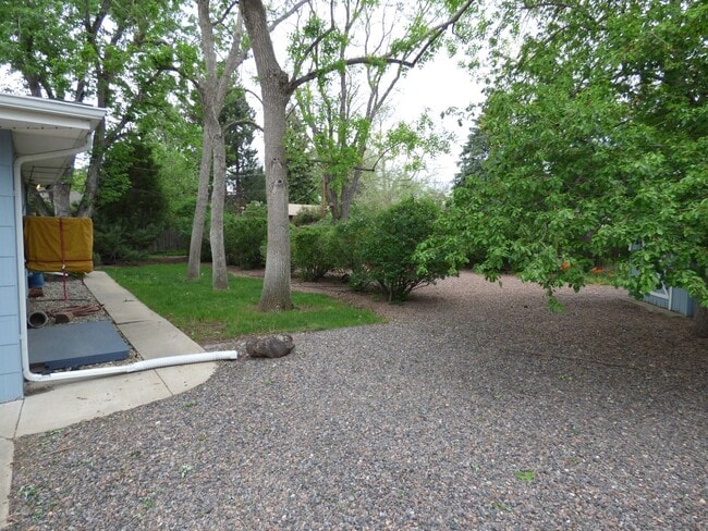 Building Photo - $0 DEPOSIT OPTION. 2 BEDROOM 1 BATH, XERISCAPED YARD CLOSE TO BELMAR, O'KANE PARK AND ST ANTHONY'S!