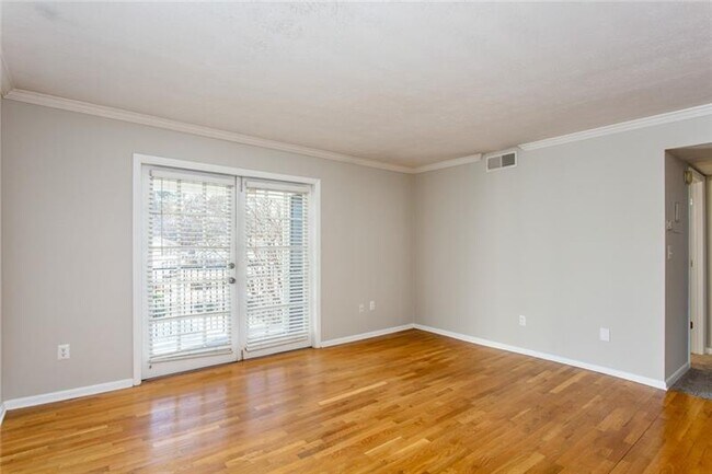 Foto del edificio - 1150 Collier Rd NW