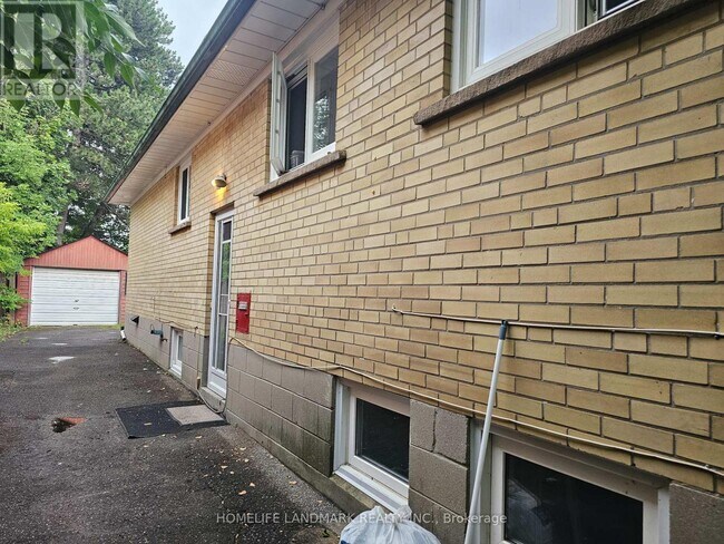 Building Photo - 155 Churchill Ave