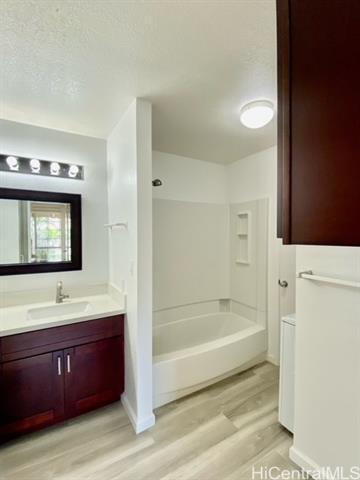 Building Photo - 353 Mananai Pl