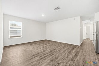 Building Photo - 1153 Magnolia St