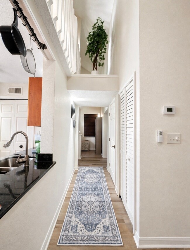 Foto del edificio - 3266 Haviland Ct