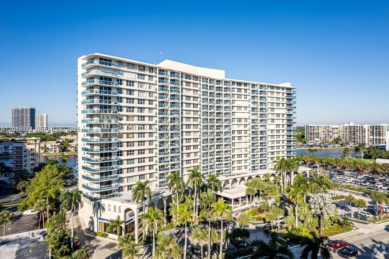 Foto del edificio - 3800 S Ocean Dr