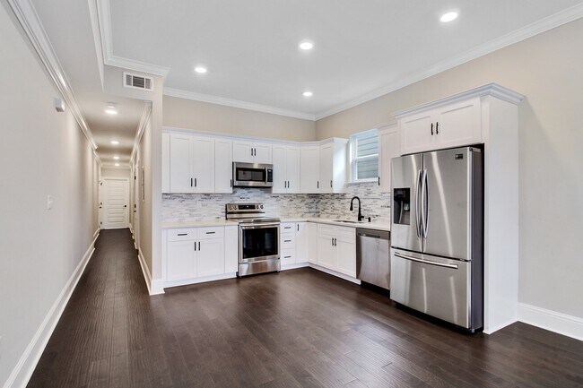 kitchen - 2129 Dumaine St