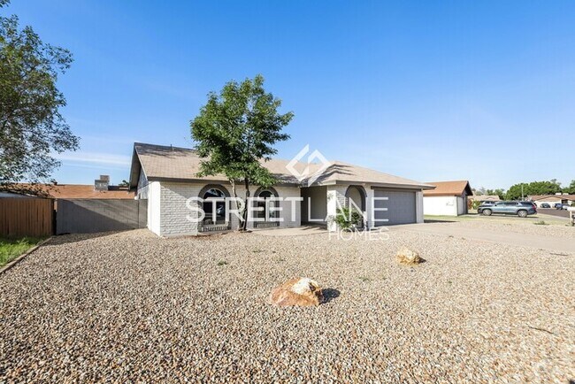 Building Photo - JUST REDUCED-Beautiful 3 Bedrooms Home in ...