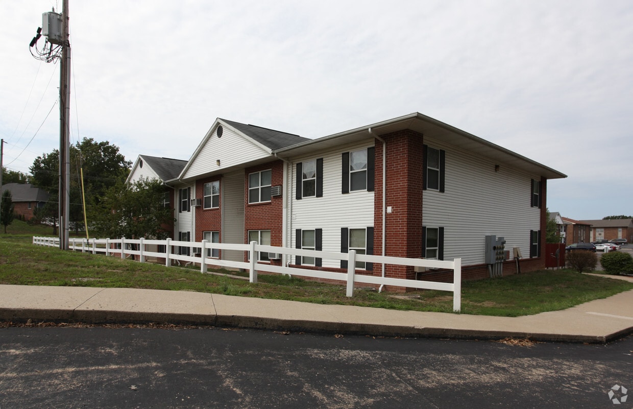Warrensburg Heights Apartments Apartments in Warrensburg, MO