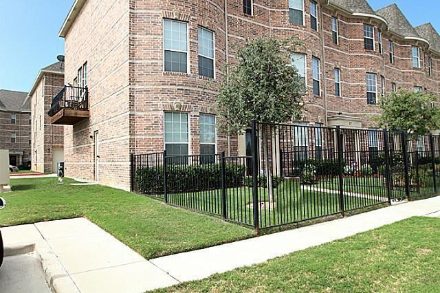 Building Photo - 2500 Rockbrook Dr